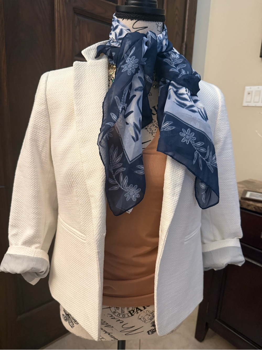 Ann Taylor White Textured Open-Front Blazer